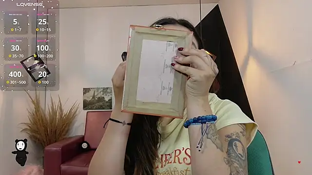 Perla Campbell online show from November 17, 5:06 pm