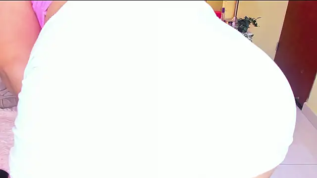 Julia Haye online show from March 2, 3:51 am