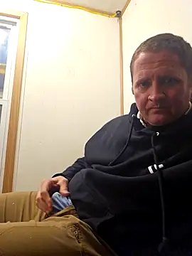 Snapshot of taurada76 chatting on February 18, 3:41 pm taurada76 online show from February 18, 3:41 pm