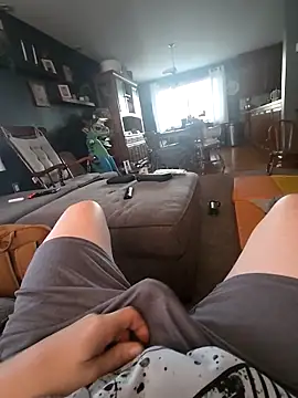 Snapshot of taurada76 chatting on February 28, 12:05 pm taurada76 online show from February 28, 12:05 pm