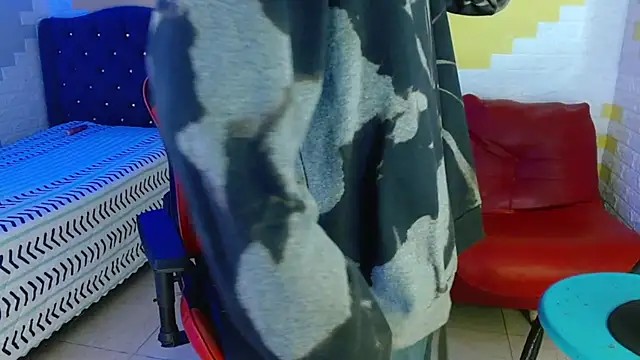 ManSant online show from October 28, 3:22 pm