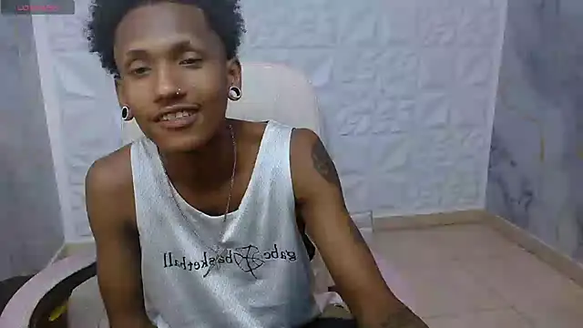 Snapshot of ManSant chatting on July 7, 5:38 pm ManSant online show from July 7, 5:38 pm
