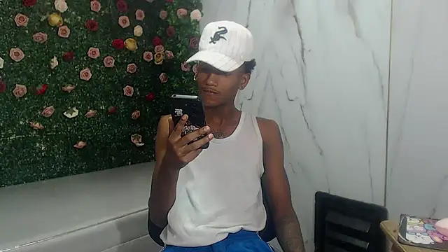 Snapshot of ManSant chatting on May 26, 3:10 pm ManSant online show from May 26, 3:10 pm
