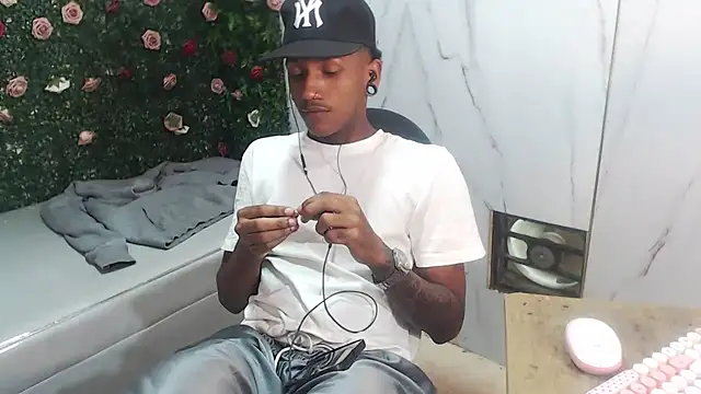 ManSant online show from March 24, 1:44 pm