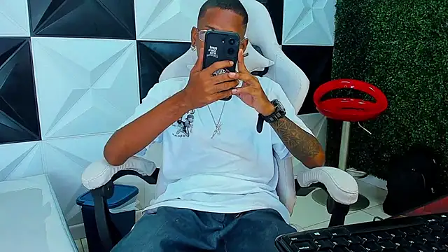 ManSant online show from November 3, 3:37 pm