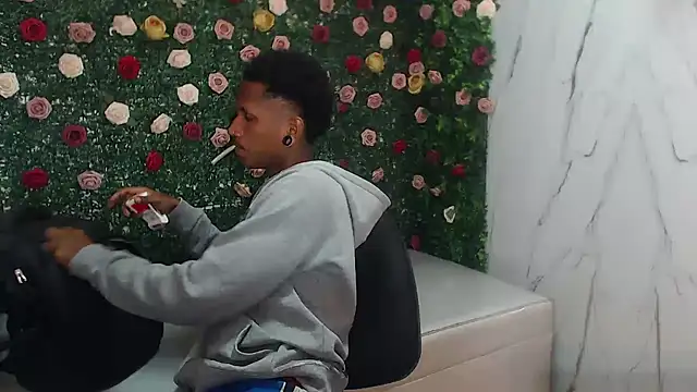 ManSant online show from March 21, 3:27 pm