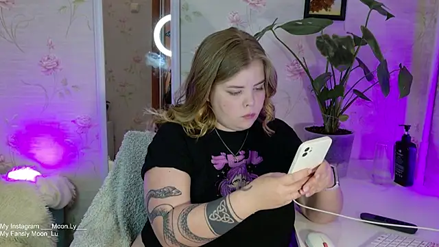 sinnamon  online show from September 18, 1:14 pm