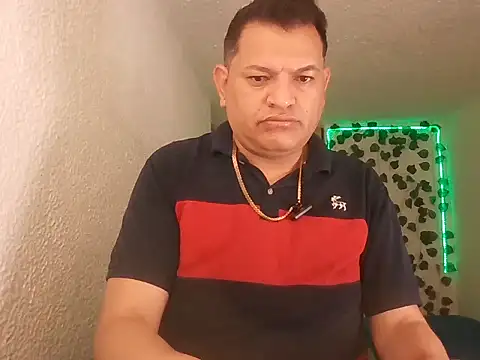 SexDiffrent online show from April 30, 5:09 pm