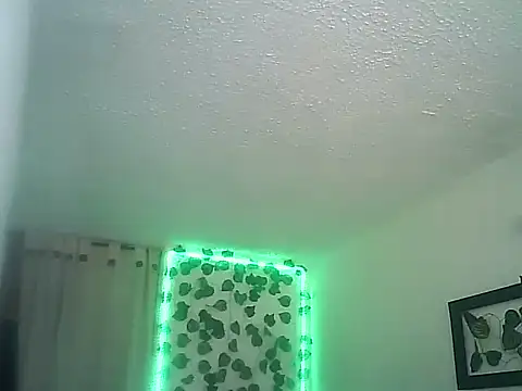 SexDiffrent online show from February 28, 7:02 pm