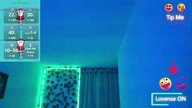 Snapshot of SexDiffrent chatting on December 13, 8:04 pm SexDiffrent online show from December 13, 8:04 pm