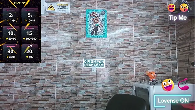 Snapshot of SexDiffrent chatting on November 8, 3:37 pm SexDiffrent online show from November 8, 3:37 pm