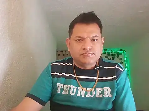 SexDiffrent online show from May 13, 7:54 pm