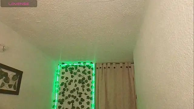 SexDiffrent online show from December 22, 6:19 pm