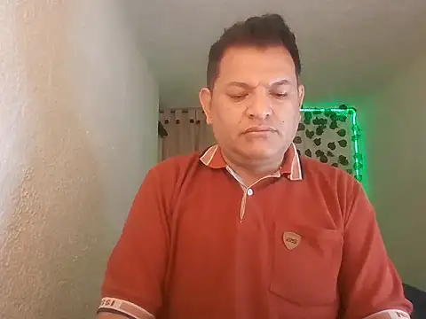 SexDiffrent online show from May 22, 7:34 pm