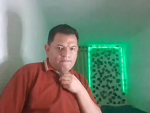 SexDiffrent online show from May 15, 11:25 pm
