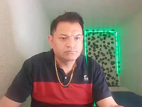 SexDiffrent online show from May 26, 7:45 pm