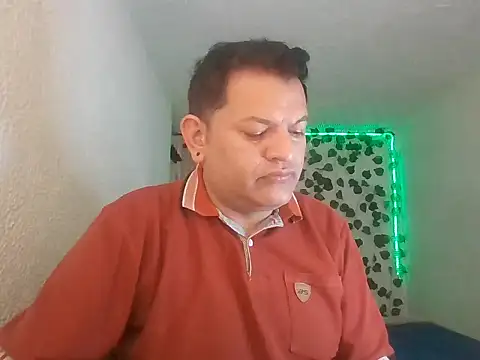 SexDiffrent online show from May 21, 2:58 pm