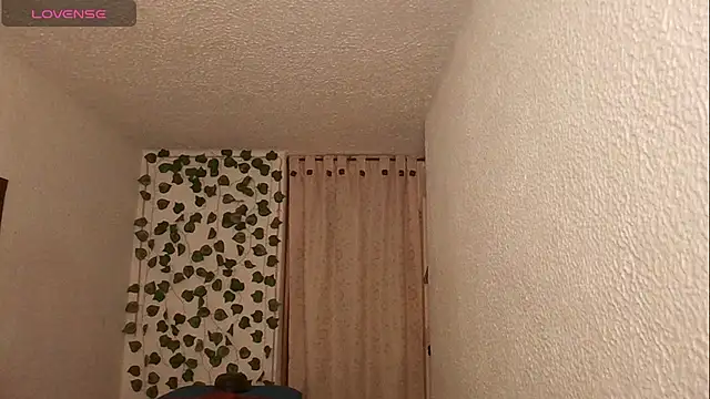 SexDiffrent online show from December 18, 4:55 pm