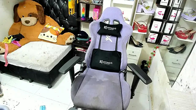 allsson queen online show from November 7, 2:49 am