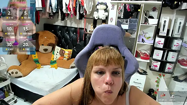 Snapshot of allsson_queen chatting on January 7, 10:26 pm allsson queen online show from January 7, 10:26 pm