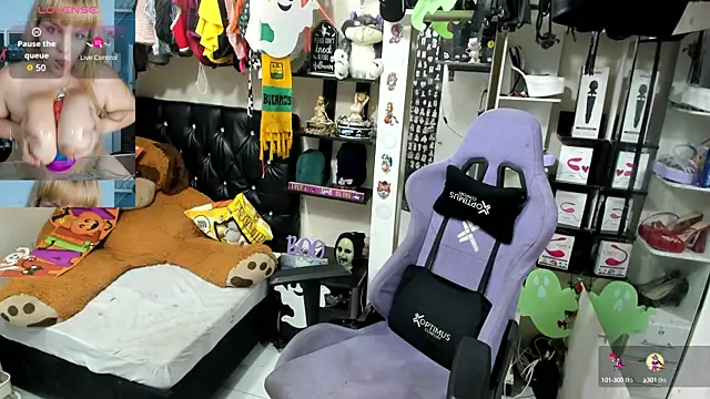 allsson queen online show from October 21, 3:28 am