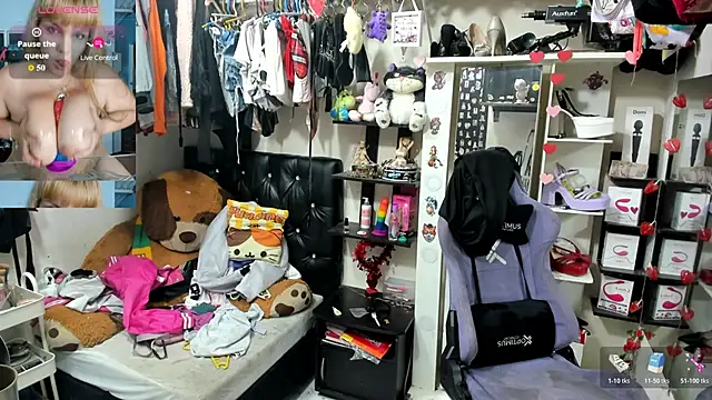 allsson queen online show from March 12, 11:09 pm