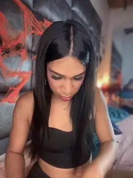 Ashly Miller online show from October 30, 7:55 pm