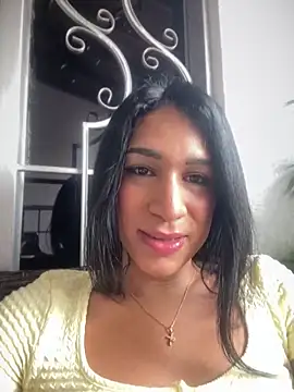 Ashly Miller online show from April 6, 8:10 pm