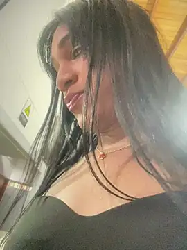 Snapshot of Ashly_Miller chatting on July 21, 7:15 pm Ashly Miller online show from July 21, 7:15 pm