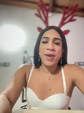 Ashly Miller online show from December 20, 7:28 pm