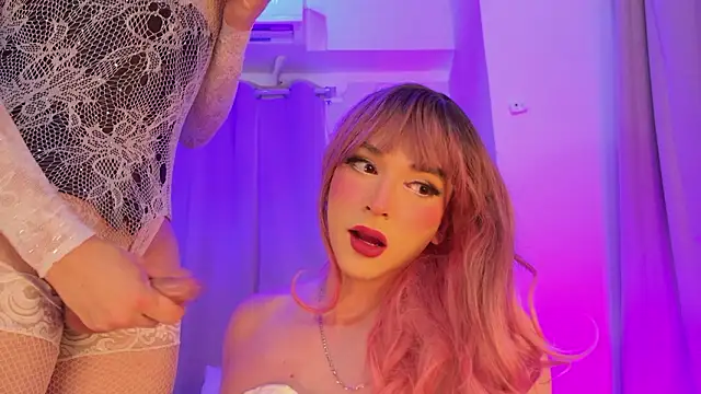 reginarose69 online show from March 24, 5:24 pm