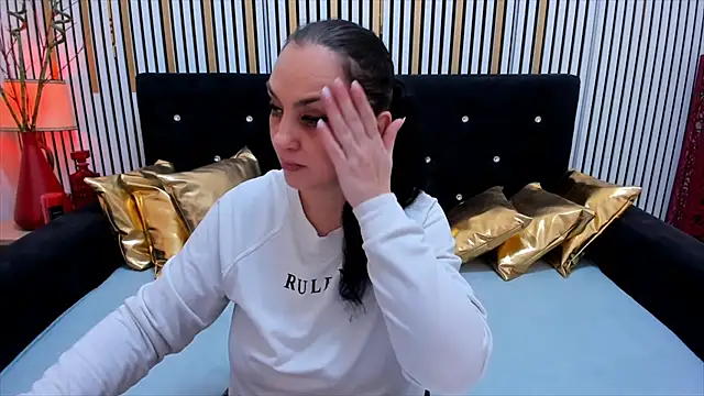 kattsuunnyy online show from February 10, 5:17 am