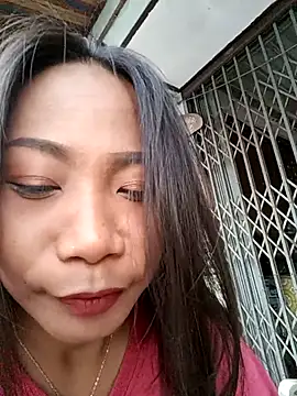 KinkyKit May online show from February 11, 11:10 am