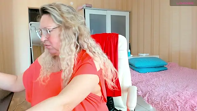 PamHardFuck online show from April 17, 11:13 am