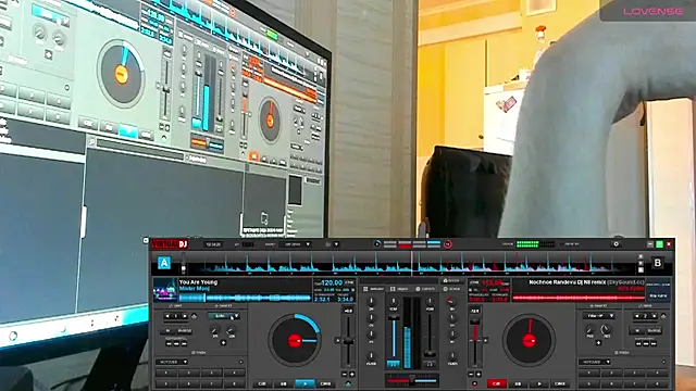 PamHardFuck online show from January 18, 9:35 am