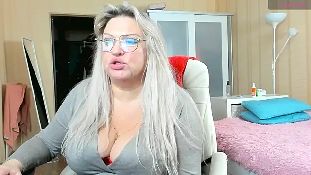 PamHardFuck online show from March 7, 7:08 pm