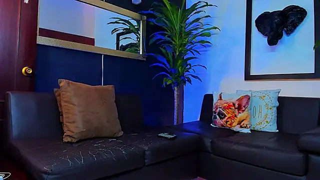 Snapshot of Markboyl chatting on February 8, 1:11 pm Markboyl online show from February 8, 1:11 pm