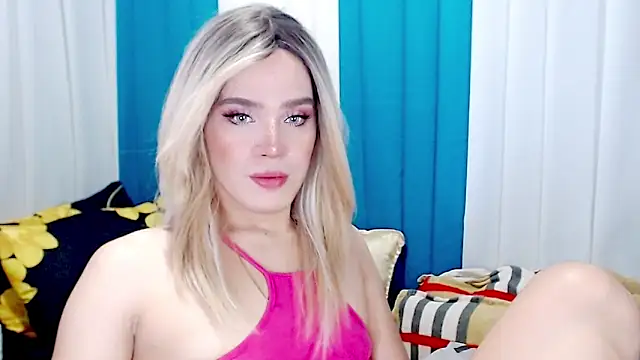 arianneXXX ts online show from March 25, 8:14 am