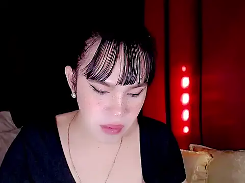 Snapshot of arianneXXX_ts chatting on October 11, 10:00 pm arianneXXX ts online show from October 11, 10:00 pm