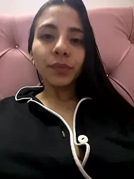 Snapshot of victoria_027 chatting on December 3, 3:04 am victoria 027 online show from December 3, 3:04 am