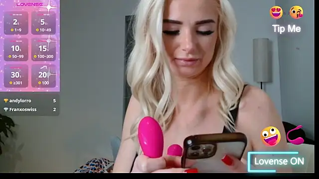 Snapshot of chelseablonde chatting on February 28, 10:39 pm chelseablonde online show from February 28, 10:39 pm