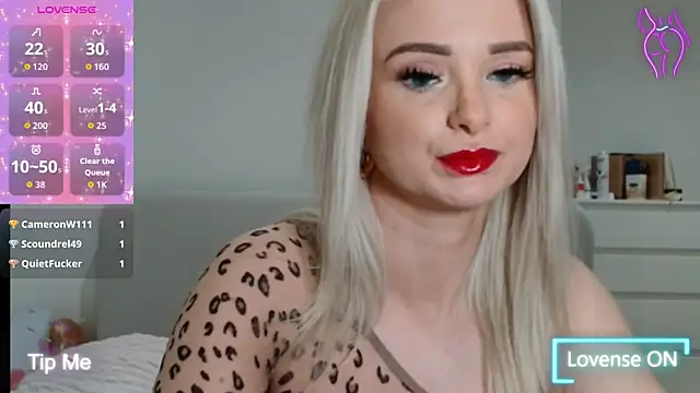 Snapshot of chelseablonde chatting on March 2, 7:32 pm chelseablonde online show from March 2, 7:32 pm