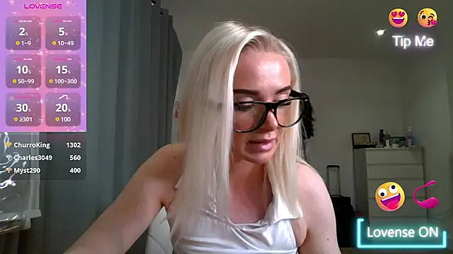 Snapshot of chelseablonde chatting on January 31, 12:39 am chelseablonde online show from January 31, 12:39 am