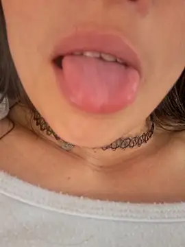 Alexandrasaenz online show from September 22, 4:57 pm