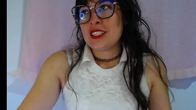 Alexandrasaenz online show from December 3, 2:23 am