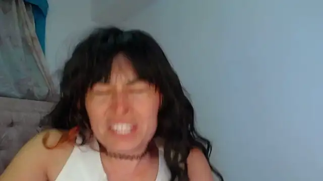 Snapshot of Alexandrasaenz chatting on February 22, 10:22 pm Alexandrasaenz online show from February 22, 10:22 pm