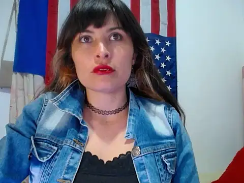 Snapshot of Alexandrasaenz chatting on June 30, 8:42 pm Alexandrasaenz online show from June 30, 8:42 pm