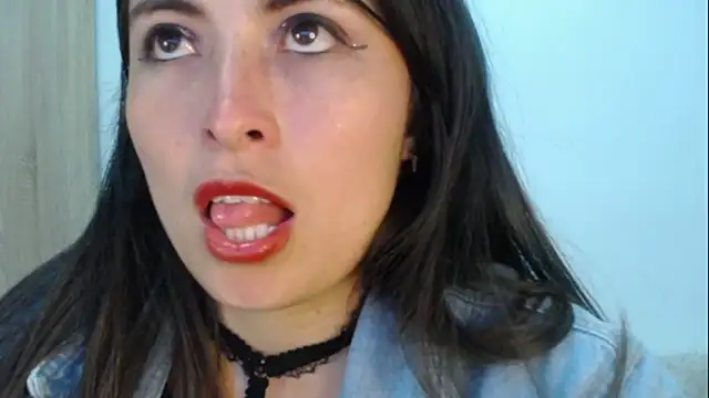 Alexandrasaenz online show from March 16, 12:23 am