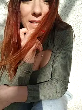 clara-francaise online show from February 11, 3:12 pm