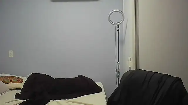 Annylove1 online show from June 1, 12:33 am
